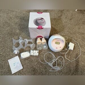 Spectra S2 Breast Pump - White and Pink